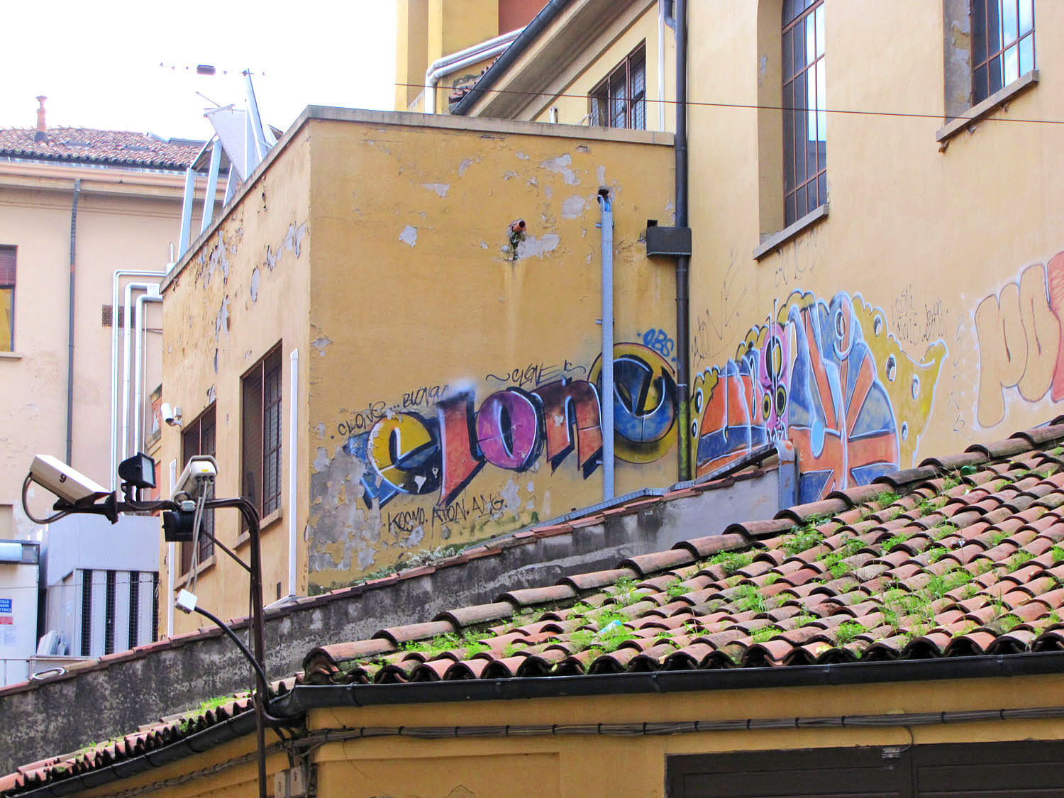 Bologna Bombing (11 pics) Bombing Science