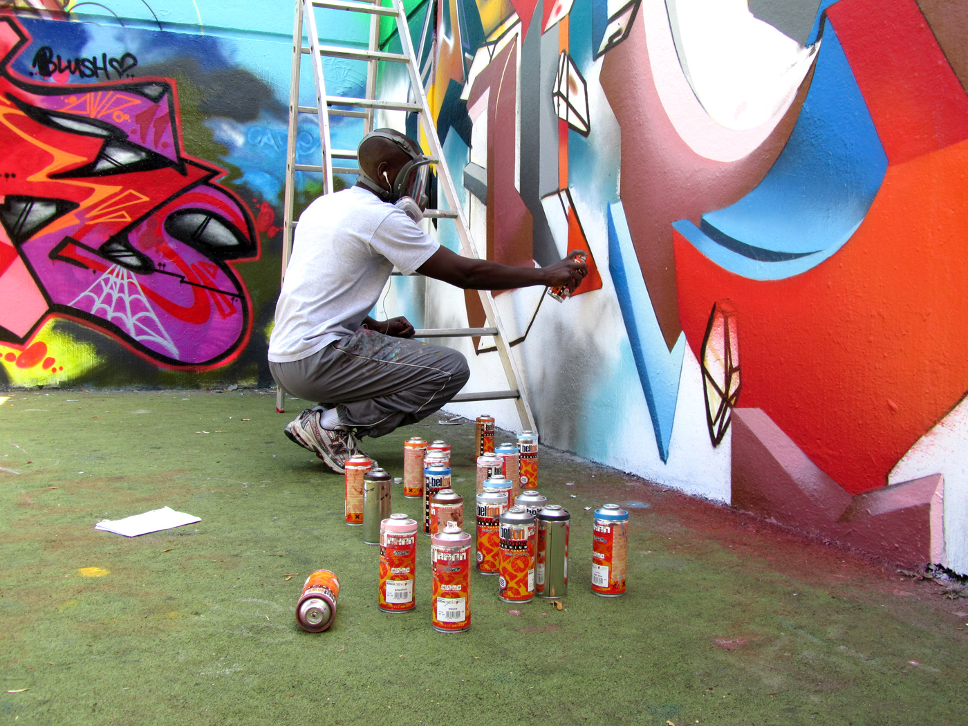 Spray Paint Breakdown - Bombing Science
